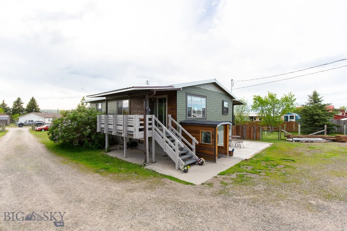510 Table Mountain Dr, Gallatin Gateway, Montana 5, Gallatin Gateway, Montana 59730, 3 Bedrooms Bedrooms, ,2 BathroomsBathrooms,Residential,For Sale,510 Table Mountain Dr, Gallatin Gateway, Montana 5,403192