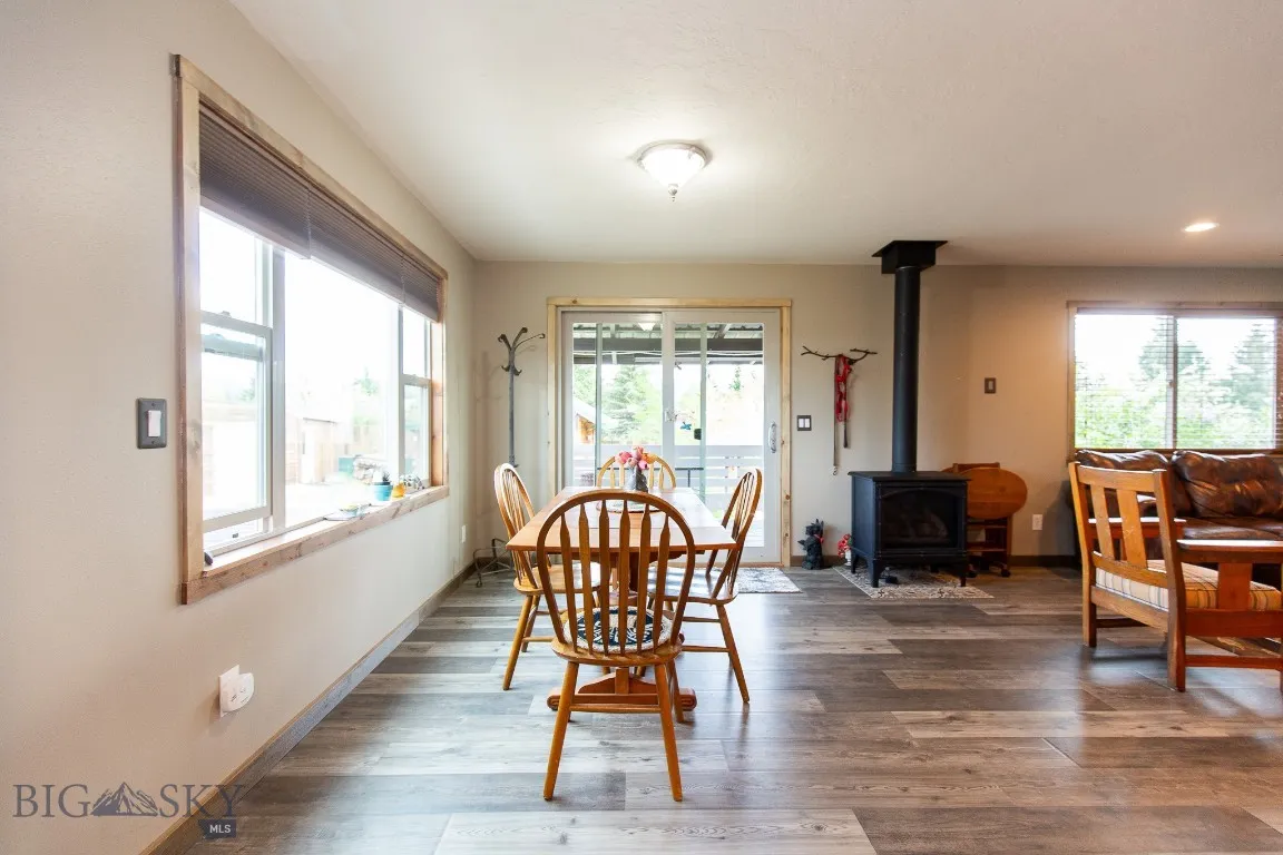 510 Table Mountain Dr, Gallatin Gateway, Montana 5, Gallatin Gateway, Montana 59730, ,Residential Income,For Sale,510 Table Mountain Dr, Gallatin Gateway, Montana 5,392597