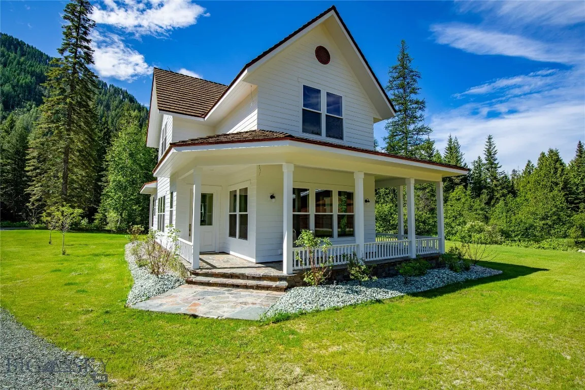 189 Blue Creek Road, Heron, Montana 59844, Heron, Montana 59844, 3 Bedrooms Bedrooms, ,2 BathroomsBathrooms,Residential,For Sale,189 Blue Creek Road, Heron, Montana 59844,403153