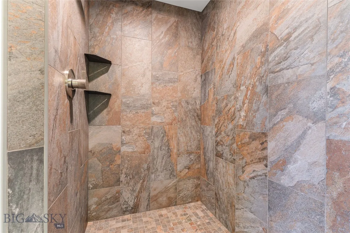 189 Blue Creek Road, Heron, Montana 59844, Heron, Montana 59844, 3 Bedrooms Bedrooms, ,2 BathroomsBathrooms,Residential,For Sale,189 Blue Creek Road, Heron, Montana 59844,403153