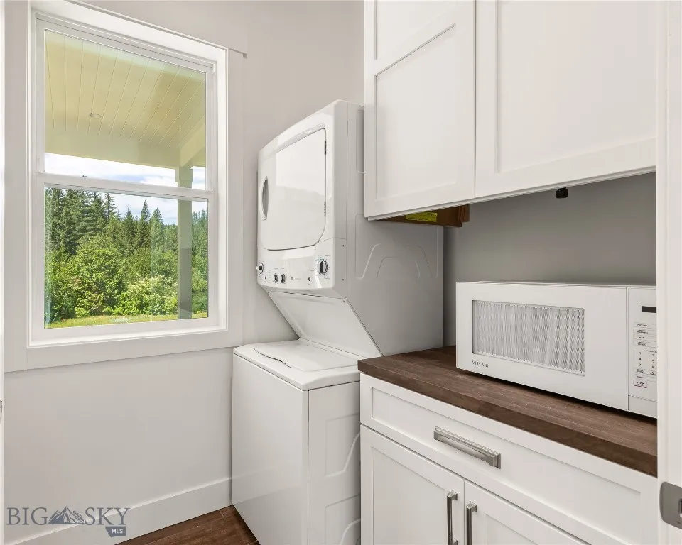 189 Blue Creek Road, Heron, Montana 59844, Heron, Montana 59844, 3 Bedrooms Bedrooms, ,2 BathroomsBathrooms,Residential,For Sale,189 Blue Creek Road, Heron, Montana 59844,403153