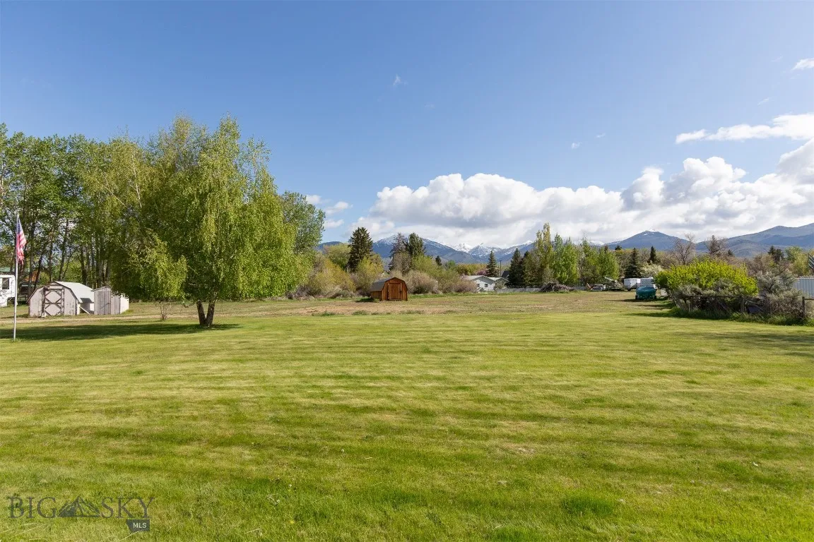 509 E Poppleton, Sheridan, Montana 59749, Sheridan, Montana 59749, 4 Bedrooms Bedrooms, ,1 BathroomBathrooms,Residential,For Sale,509 E Poppleton, Sheridan, Montana 59749,0,402724