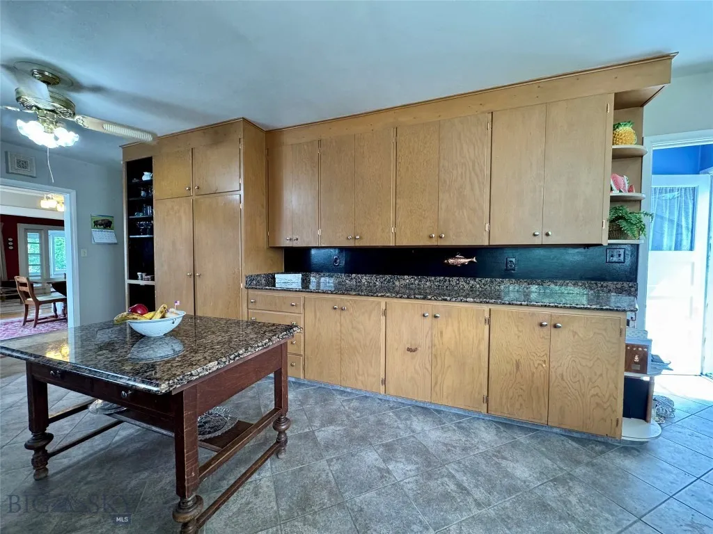 108 S 8th St., Livingston, Montana 59047, Livingston, Montana 59047, 3 Bedrooms Bedrooms, ,1 BathroomBathrooms,Residential,For Sale,108 S 8th St., Livingston, Montana 59047,403102