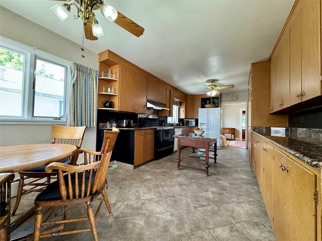 108 S 8th St., Livingston, Montana 59047, Livingston, Montana 59047, 3 Bedrooms Bedrooms, ,1 BathroomBathrooms,Residential,For Sale,108 S 8th St., Livingston, Montana 59047,403102