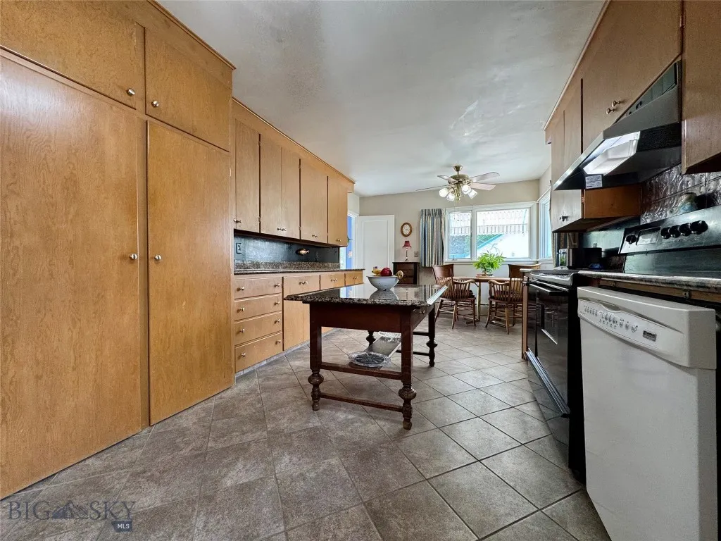 108 S 8th St., Livingston, Montana 59047, Livingston, Montana 59047, 3 Bedrooms Bedrooms, ,1 BathroomBathrooms,Residential,For Sale,108 S 8th St., Livingston, Montana 59047,403102