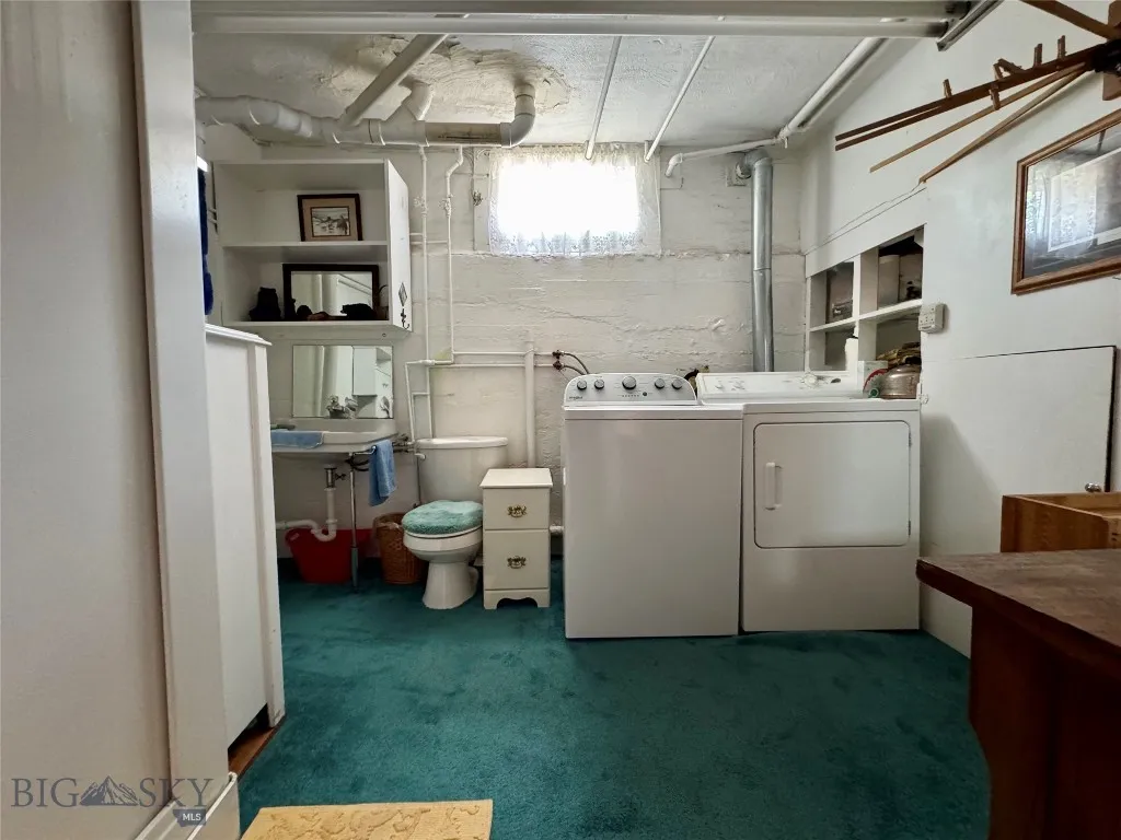Basement 3/4 Bathroom wBbrand New Washer