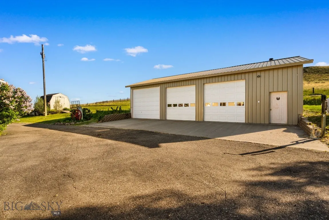 5545 Hwy 287, Mcallister, Montana 59740, Mc Allister, Montana 59740, 3 Bedrooms Bedrooms, ,2 BathroomsBathrooms,Farm,For Sale,5545 Hwy 287, Mcallister, Montana 59740,403161