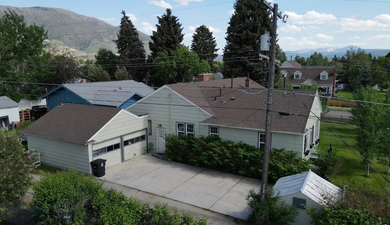 2821 Edwards, Butte, Montana 59701, Butte, Montana 59701, 5 Bedrooms Bedrooms, ,3 BathroomsBathrooms,Residential,For Sale,2821 Edwards, Butte, Montana 59701,0,403210
