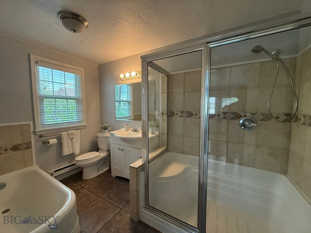2821 Edwards, Butte, Montana 59701, Butte, Montana 59701, 5 Bedrooms Bedrooms, ,3 BathroomsBathrooms,Residential,For Sale,2821 Edwards, Butte, Montana 59701,0,403210
