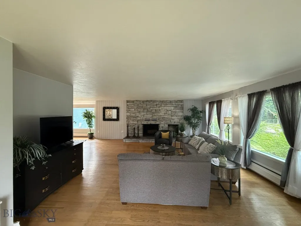 2821 Edwards, Butte, Montana 59701, Butte, Montana 59701, 5 Bedrooms Bedrooms, ,3 BathroomsBathrooms,Residential,For Sale,2821 Edwards, Butte, Montana 59701,0,403210