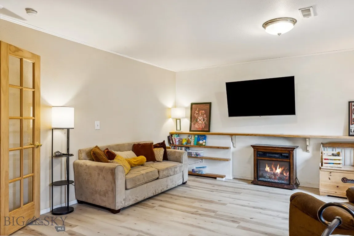 2801 W Villard Street, Bozeman, Montana 59718, Bozeman, Montana 59718, 4 Bedrooms Bedrooms, ,2 BathroomsBathrooms,Residential,For Sale,2801 W Villard Street, Bozeman, Montana 59718,398975