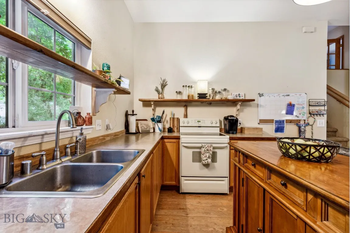 2801 W Villard Street, Bozeman, Montana 59718, Bozeman, Montana 59718, 4 Bedrooms Bedrooms, ,2 BathroomsBathrooms,Residential,For Sale,2801 W Villard Street, Bozeman, Montana 59718,398975