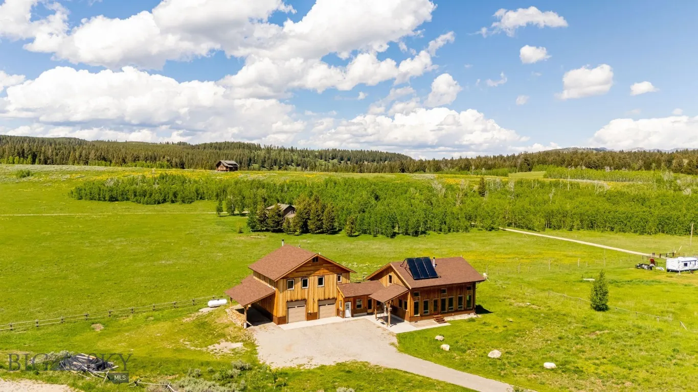 241 Aspen Loop Road, West Yellowstone, Montana 597, West Yellowstone, Montana 59758, 4 Bedrooms Bedrooms, ,2 BathroomsBathrooms,Residential,For Sale,241 Aspen Loop Road, West Yellowstone, Montana 597,0,403199