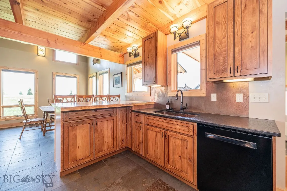 241 Aspen Loop Road, West Yellowstone, Montana 597, West Yellowstone, Montana 59758, 4 Bedrooms Bedrooms, ,2 BathroomsBathrooms,Residential,For Sale,241 Aspen Loop Road, West Yellowstone, Montana 597,0,403199