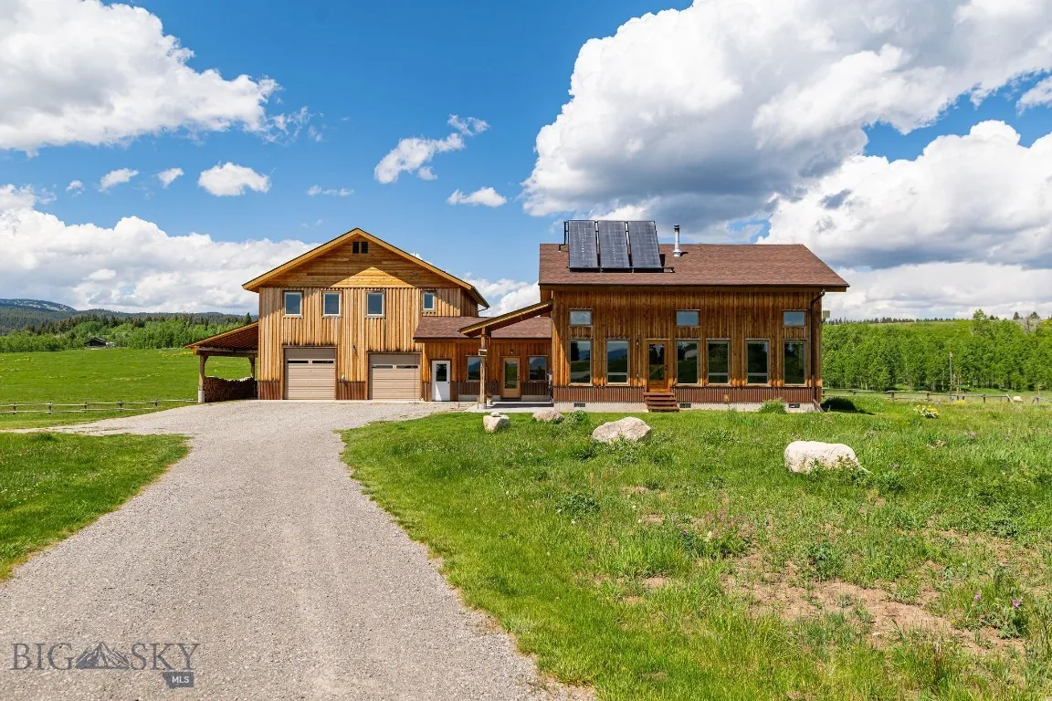 241 Aspen Loop Road, West Yellowstone, Montana 597, West Yellowstone, Montana 59758, 4 Bedrooms Bedrooms, ,2 BathroomsBathrooms,Residential,For Sale,241 Aspen Loop Road, West Yellowstone, Montana 597,0,403199