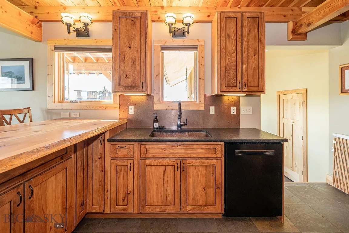 241 Aspen Loop Road, West Yellowstone, Montana 597, West Yellowstone, Montana 59758, 4 Bedrooms Bedrooms, ,2 BathroomsBathrooms,Residential,For Sale,241 Aspen Loop Road, West Yellowstone, Montana 597,0,403199