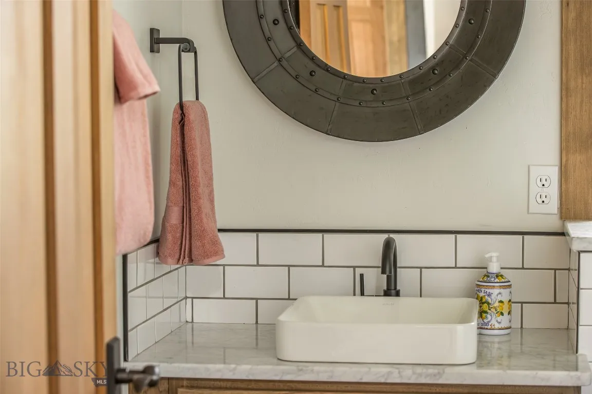 198 Elk Ridge Road, Livingston, Montana 59047, Livingston, Montana 59047, 4 Bedrooms Bedrooms, ,2 BathroomsBathrooms,Residential,For Sale,198 Elk Ridge Road, Livingston, Montana 59047,402303