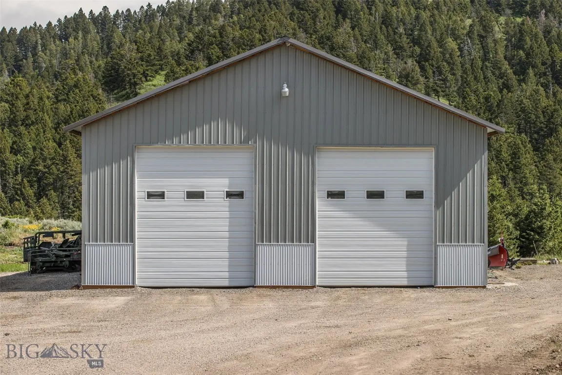 198 Elk Ridge Road, Livingston, Montana 59047, Livingston, Montana 59047, 4 Bedrooms Bedrooms, ,2 BathroomsBathrooms,Residential,For Sale,198 Elk Ridge Road, Livingston, Montana 59047,402303