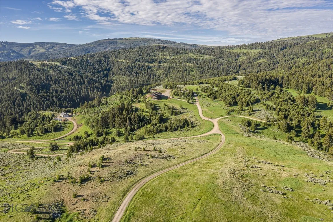 198 Elk Ridge Road, Livingston, Montana 59047, Livingston, Montana 59047, 4 Bedrooms Bedrooms, ,2 BathroomsBathrooms,Residential,For Sale,198 Elk Ridge Road, Livingston, Montana 59047,402303