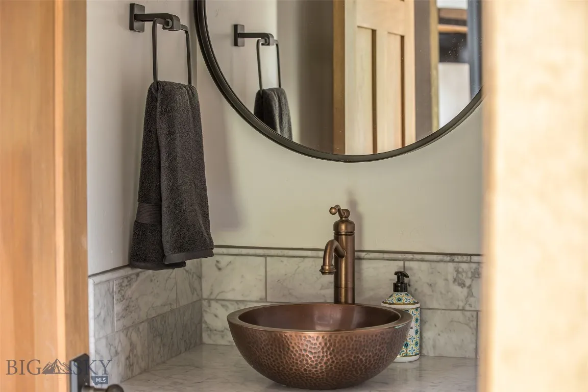 198 Elk Ridge Road, Livingston, Montana 59047, Livingston, Montana 59047, 4 Bedrooms Bedrooms, ,2 BathroomsBathrooms,Residential,For Sale,198 Elk Ridge Road, Livingston, Montana 59047,402303