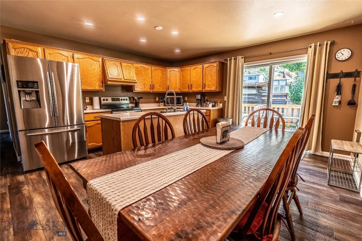 Large Kitchen