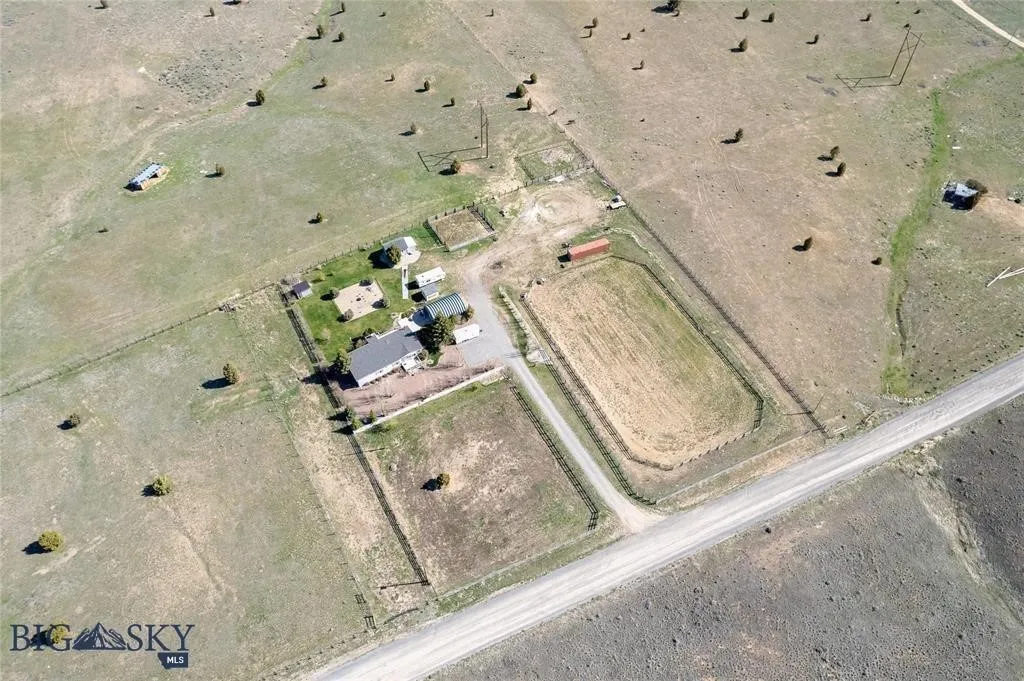 119043 Battle Ridge Road, Butte, Montana 59750, Butte, Montana 59750, 3 Bedrooms Bedrooms, ,2 BathroomsBathrooms,Residential,For Sale,119043 Battle Ridge Road, Butte, Montana 59750,0,403301