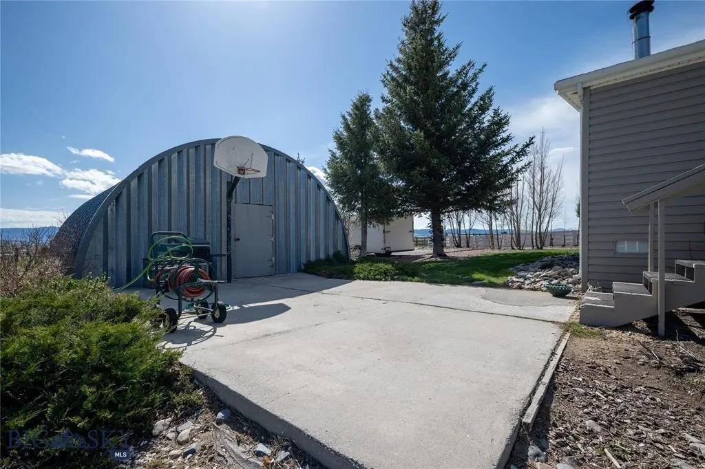 119043 Battle Ridge Road, Butte, Montana 59750, Butte, Montana 59750, 3 Bedrooms Bedrooms, ,2 BathroomsBathrooms,Residential,For Sale,119043 Battle Ridge Road, Butte, Montana 59750,0,403301