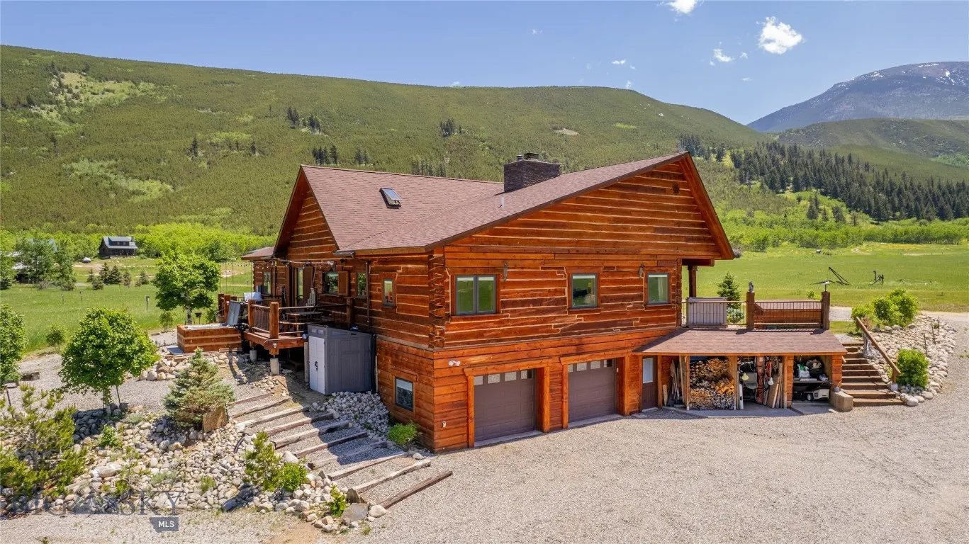 10 Beaver Dam, Roscoe, Montana 59071, Roscoe, Montana 59071, 4 Bedrooms Bedrooms, ,3 BathroomsBathrooms,Residential,For Sale,10 Beaver Dam, Roscoe, Montana 59071,0,403308