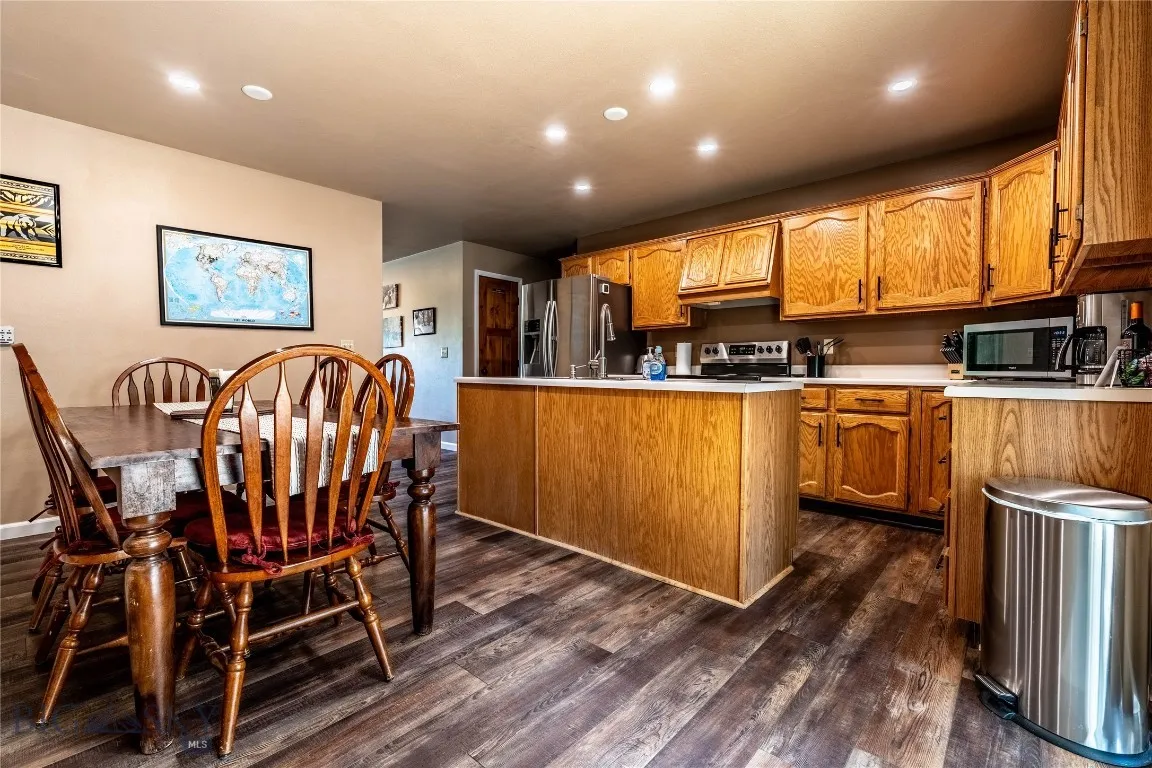 Large Kitchen