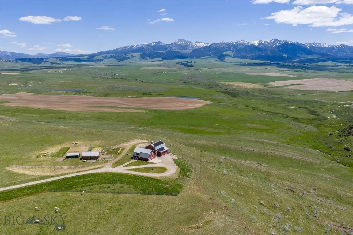 22 Porcupine, Wilsall, Montana 59086, Wilsall, Montana 59086, 4 Bedrooms Bedrooms, ,3 BathroomsBathrooms,Residential,For Sale,22 Porcupine, Wilsall, Montana 59086,400639