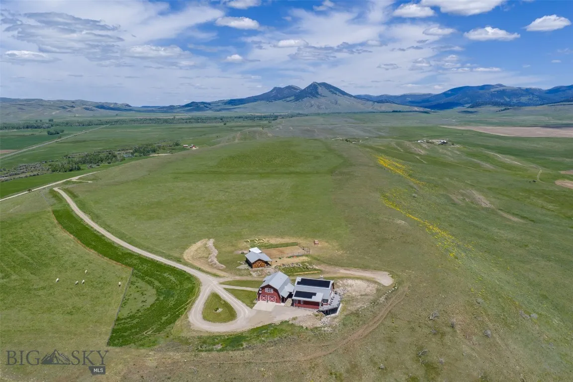 22 Porcupine, Wilsall, Montana 59086, Wilsall, Montana 59086, 4 Bedrooms Bedrooms, ,3 BathroomsBathrooms,Residential,For Sale,22 Porcupine, Wilsall, Montana 59086,400639