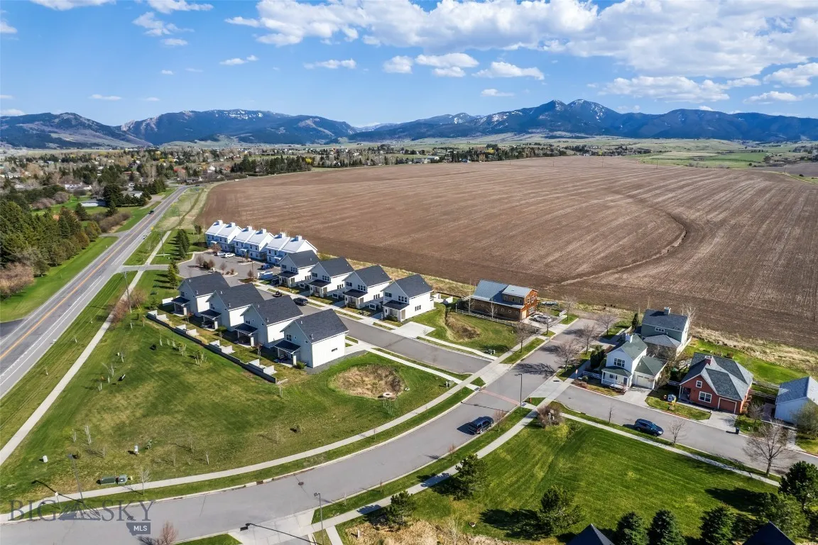 1952 Little Cottage Lane, Bozeman, Montana 59715, Bozeman, Montana 59715, 3 Bedrooms Bedrooms, ,2 BathroomsBathrooms,Residential,For Sale,1952 Little Cottage Lane, Bozeman, Montana 59715,403318