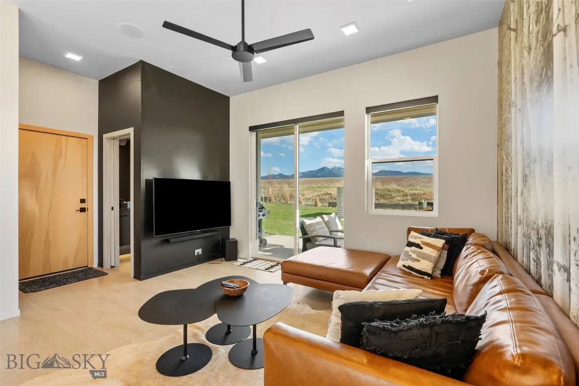 1952 Little Cottage Lane, Bozeman, Montana 59715, Bozeman, Montana 59715, 3 Bedrooms Bedrooms, ,2 BathroomsBathrooms,Residential,For Sale,1952 Little Cottage Lane, Bozeman, Montana 59715,403318