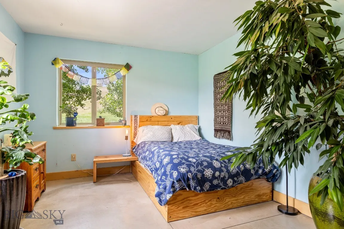 13 Blue Wing Road, Ennis, Montana 59729, Ennis, Montana 59729, 4 Bedrooms Bedrooms, ,2 BathroomsBathrooms,Residential,For Sale,13 Blue Wing Road, Ennis, Montana 59729,0,403101