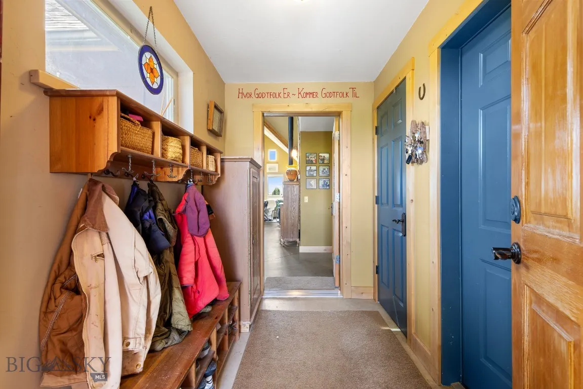 13 Blue Wing Road, Ennis, Montana 59729, Ennis, Montana 59729, 4 Bedrooms Bedrooms, ,2 BathroomsBathrooms,Residential,For Sale,13 Blue Wing Road, Ennis, Montana 59729,0,403101
