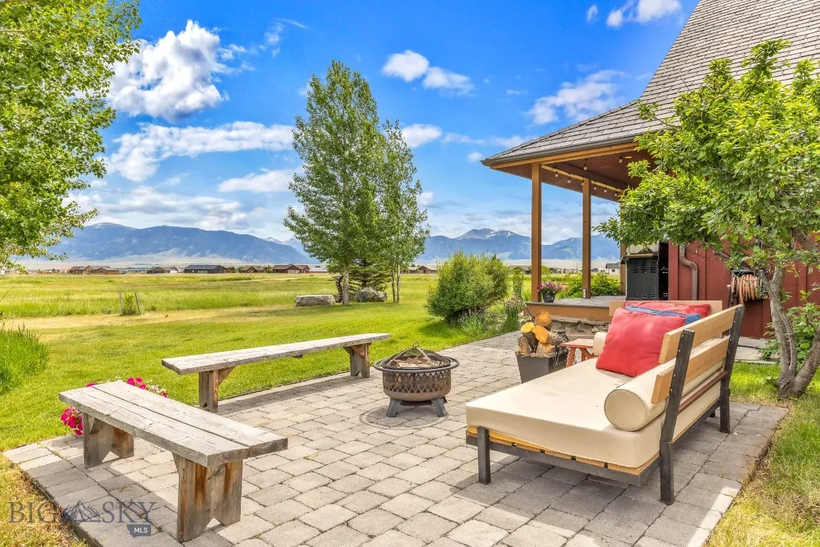 13 Blue Wing Road, Ennis, Montana 59729, Ennis, Montana 59729, 4 Bedrooms Bedrooms, ,2 BathroomsBathrooms,Residential,For Sale,13 Blue Wing Road, Ennis, Montana 59729,0,403101
