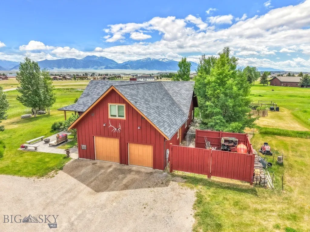 13 Blue Wing Road, Ennis, Montana 59729, Ennis, Montana 59729, 4 Bedrooms Bedrooms, ,2 BathroomsBathrooms,Residential,For Sale,13 Blue Wing Road, Ennis, Montana 59729,0,403101
