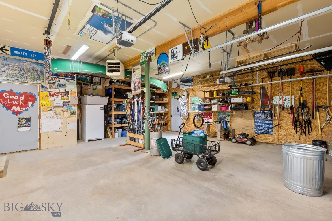 13 Blue Wing Road, Ennis, Montana 59729, Ennis, Montana 59729, 4 Bedrooms Bedrooms, ,2 BathroomsBathrooms,Residential,For Sale,13 Blue Wing Road, Ennis, Montana 59729,0,403101