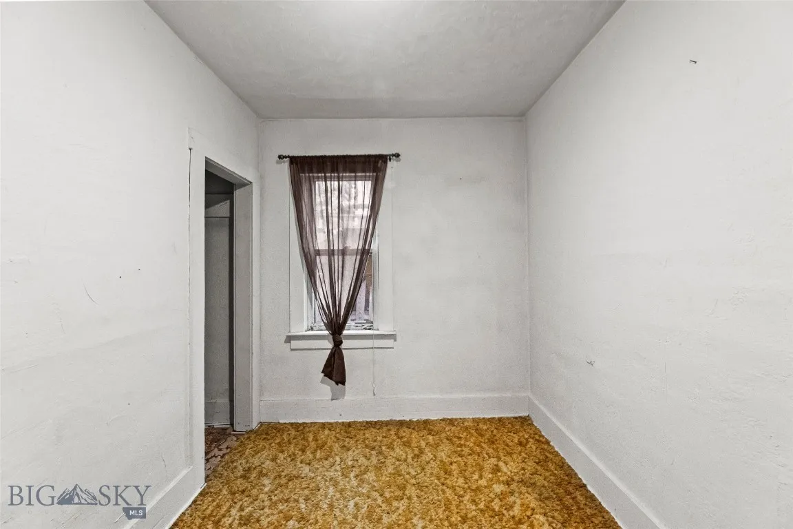 523 N I Street, Livingston, Montana 59047, Livingston, Montana 59047, 3 Bedrooms Bedrooms, ,1 BathroomBathrooms,Residential,For Sale,523 N I Street, Livingston, Montana 59047,403240