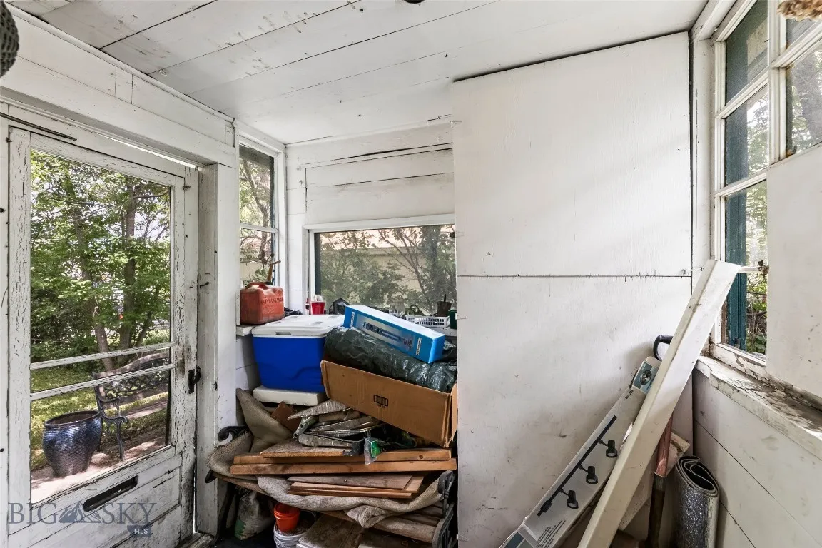 523 N I Street, Livingston, Montana 59047, Livingston, Montana 59047, 3 Bedrooms Bedrooms, ,1 BathroomBathrooms,Residential,For Sale,523 N I Street, Livingston, Montana 59047,403240
