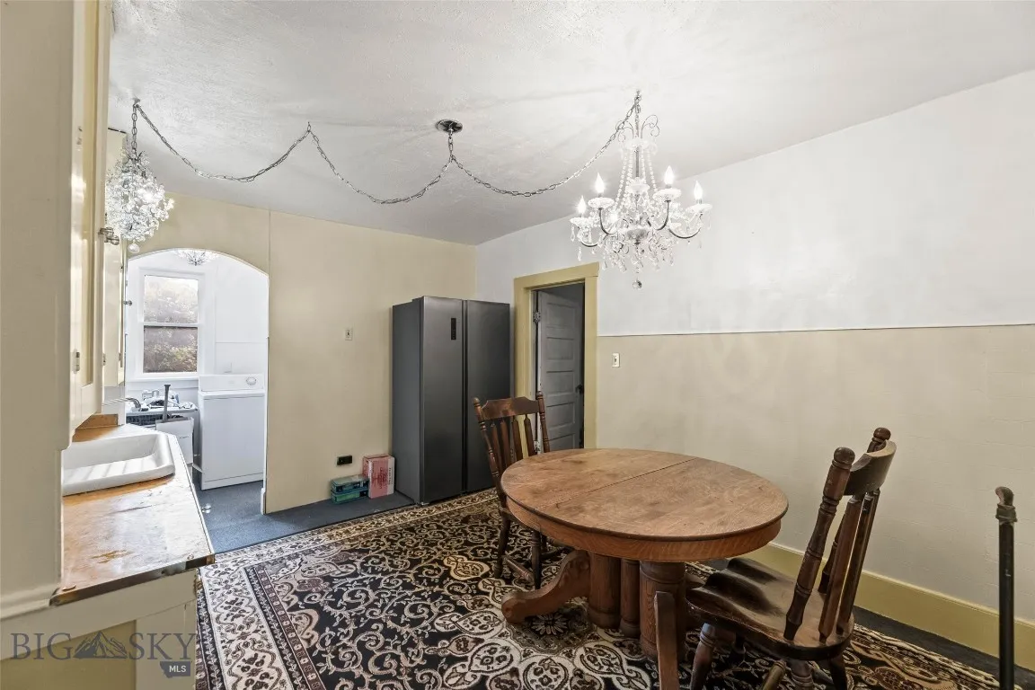 523 N I Street, Livingston, Montana 59047, Livingston, Montana 59047, 3 Bedrooms Bedrooms, ,1 BathroomBathrooms,Residential,For Sale,523 N I Street, Livingston, Montana 59047,403240