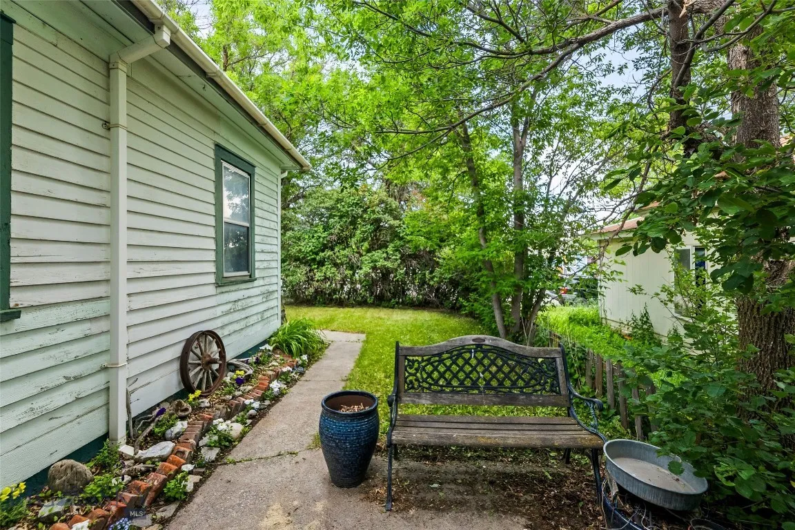 523 N I Street, Livingston, Montana 59047, Livingston, Montana 59047, 3 Bedrooms Bedrooms, ,1 BathroomBathrooms,Residential,For Sale,523 N I Street, Livingston, Montana 59047,403240