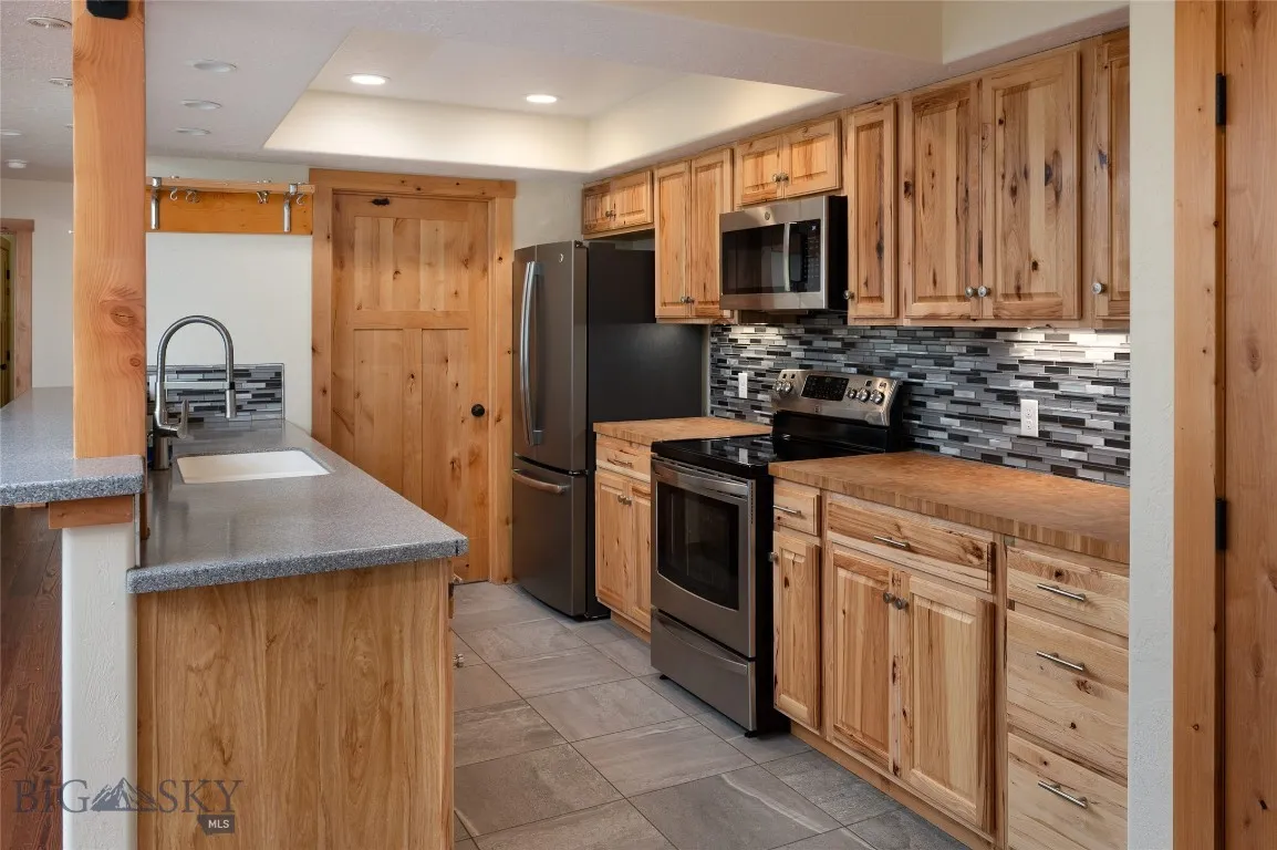 61 Painted Pony Drive, Belgrade, Montana 59714, Belgrade, Montana 59714, 3 Bedrooms Bedrooms, ,1 BathroomBathrooms,Residential,For Sale,61 Painted Pony Drive, Belgrade, Montana 59714,402951