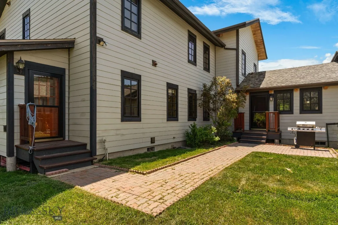 250 Silver Run Road, Gallatin Gateway, Montana 597, Gallatin Gateway, Montana 59730, 3 Bedrooms Bedrooms, ,3 BathroomsBathrooms,Residential,For Sale,250 Silver Run Road, Gallatin Gateway, Montana 597,403255