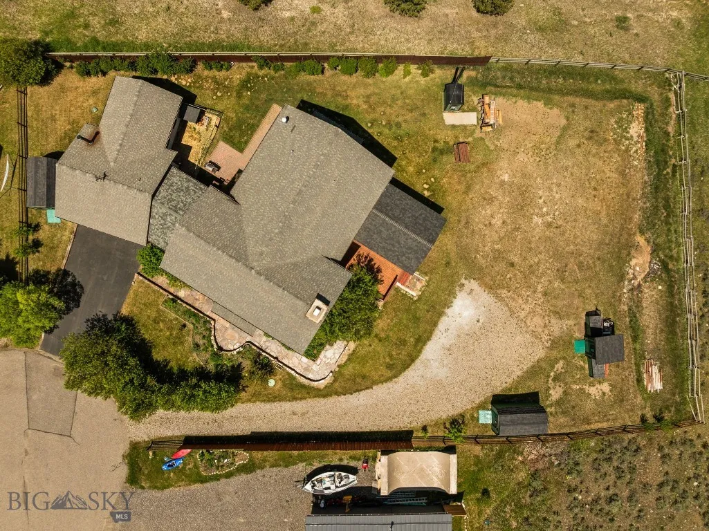 250 Silver Run Road, Gallatin Gateway, Montana 597, Gallatin Gateway, Montana 59730, 3 Bedrooms Bedrooms, ,3 BathroomsBathrooms,Residential,For Sale,250 Silver Run Road, Gallatin Gateway, Montana 597,403255