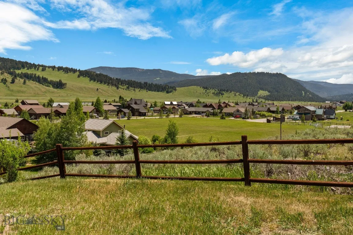 250 Silver Run Road, Gallatin Gateway, Montana 597, Gallatin Gateway, Montana 59730, 3 Bedrooms Bedrooms, ,3 BathroomsBathrooms,Residential,For Sale,250 Silver Run Road, Gallatin Gateway, Montana 597,403255