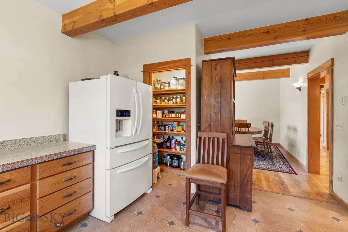 250 Silver Run Road, Gallatin Gateway, Montana 597, Gallatin Gateway, Montana 59730, 3 Bedrooms Bedrooms, ,3 BathroomsBathrooms,Residential,For Sale,250 Silver Run Road, Gallatin Gateway, Montana 597,403255