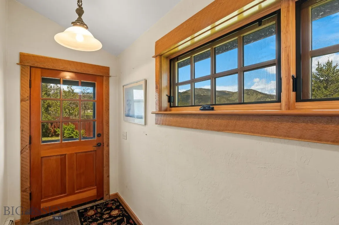 250 Silver Run Road, Gallatin Gateway, Montana 597, Gallatin Gateway, Montana 59730, 3 Bedrooms Bedrooms, ,3 BathroomsBathrooms,Residential,For Sale,250 Silver Run Road, Gallatin Gateway, Montana 597,403255