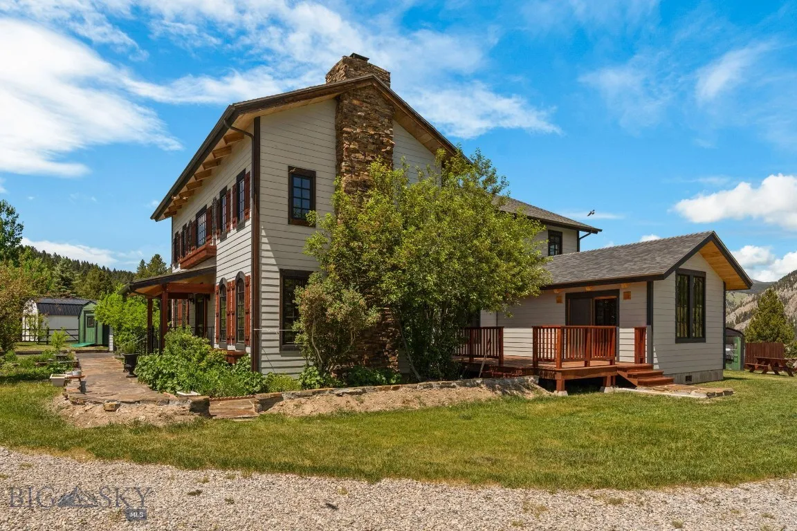 250 Silver Run Road, Gallatin Gateway, Montana 597, Gallatin Gateway, Montana 59730, 3 Bedrooms Bedrooms, ,3 BathroomsBathrooms,Residential,For Sale,250 Silver Run Road, Gallatin Gateway, Montana 597,403255