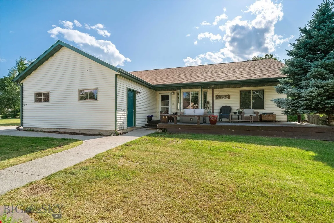 217 Lillian Way, Bozeman, Montana 59718, Bozeman, Montana 59718, 3 Bedrooms Bedrooms, ,2 BathroomsBathrooms,Residential,For Sale,217 Lillian Way, Bozeman, Montana 59718,403223